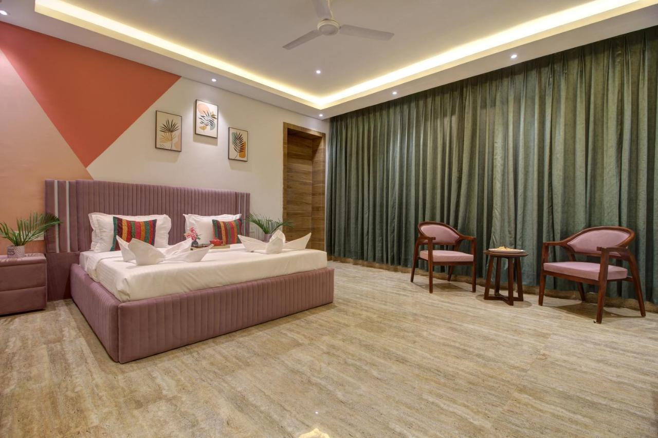 Euphoria Luxury Villa - 5Bhk - Private Pool - Jacuzzi, バガ エクステリア 写真