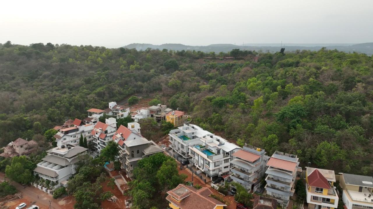 Euphoria Luxury Villa - 5Bhk - Private Pool - Jacuzzi, バガ エクステリア 写真