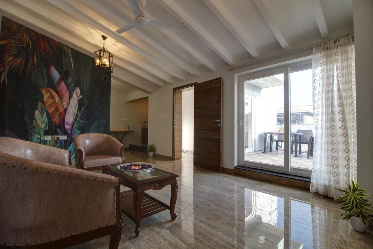 Euphoria Luxury Villa - 5Bhk - Private Pool - Jacuzzi, バガ エクステリア 写真
