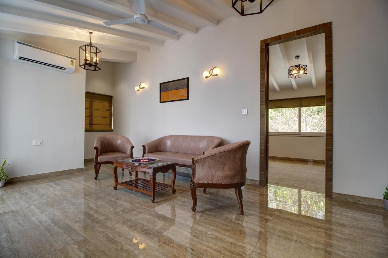 Euphoria Luxury Villa - 5Bhk - Private Pool - Jacuzzi, バガ エクステリア 写真