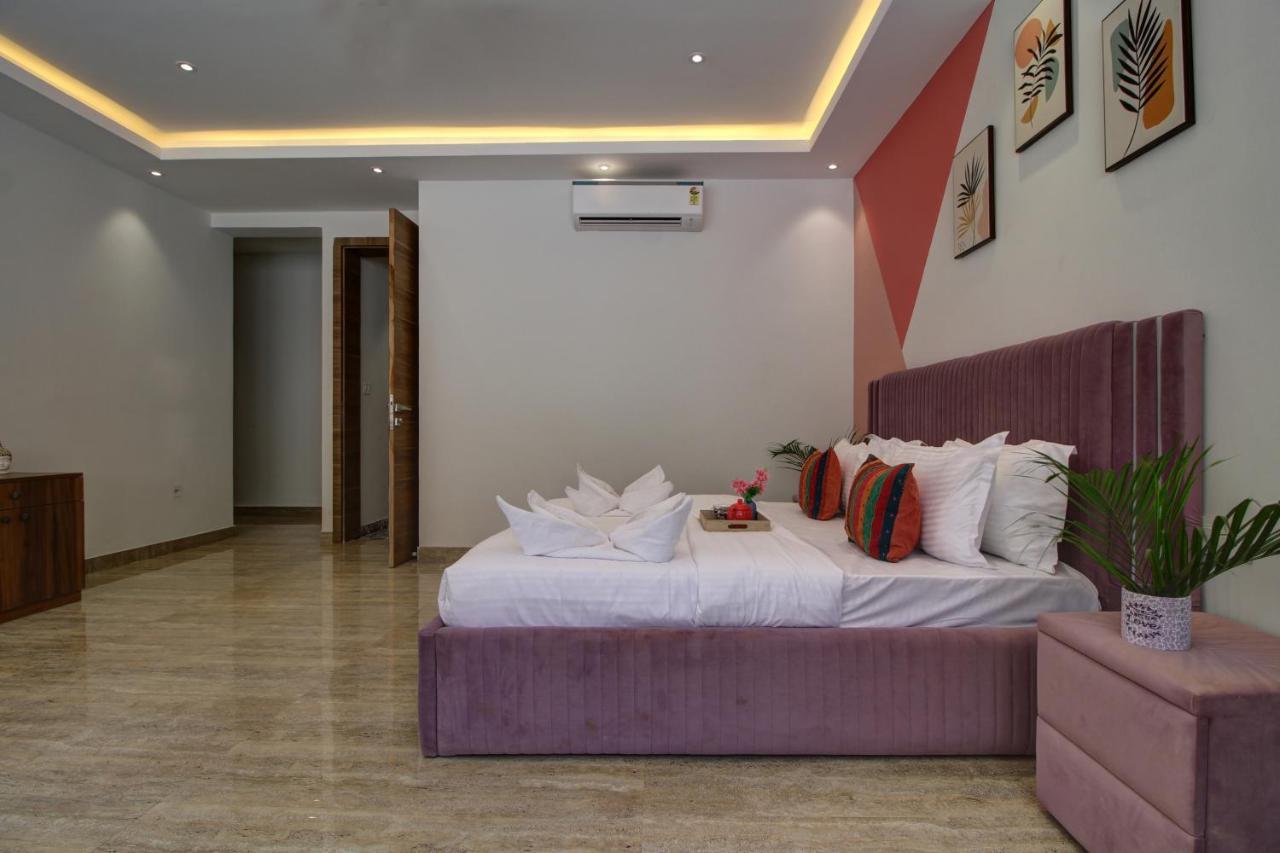 Euphoria Luxury Villa - 5Bhk - Private Pool - Jacuzzi, バガ エクステリア 写真