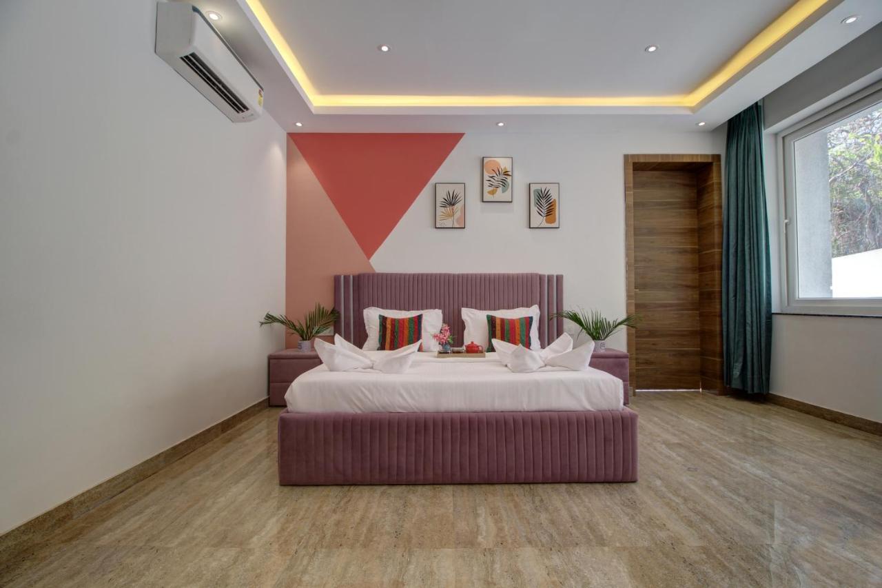 Euphoria Luxury Villa - 5Bhk - Private Pool - Jacuzzi, バガ エクステリア 写真