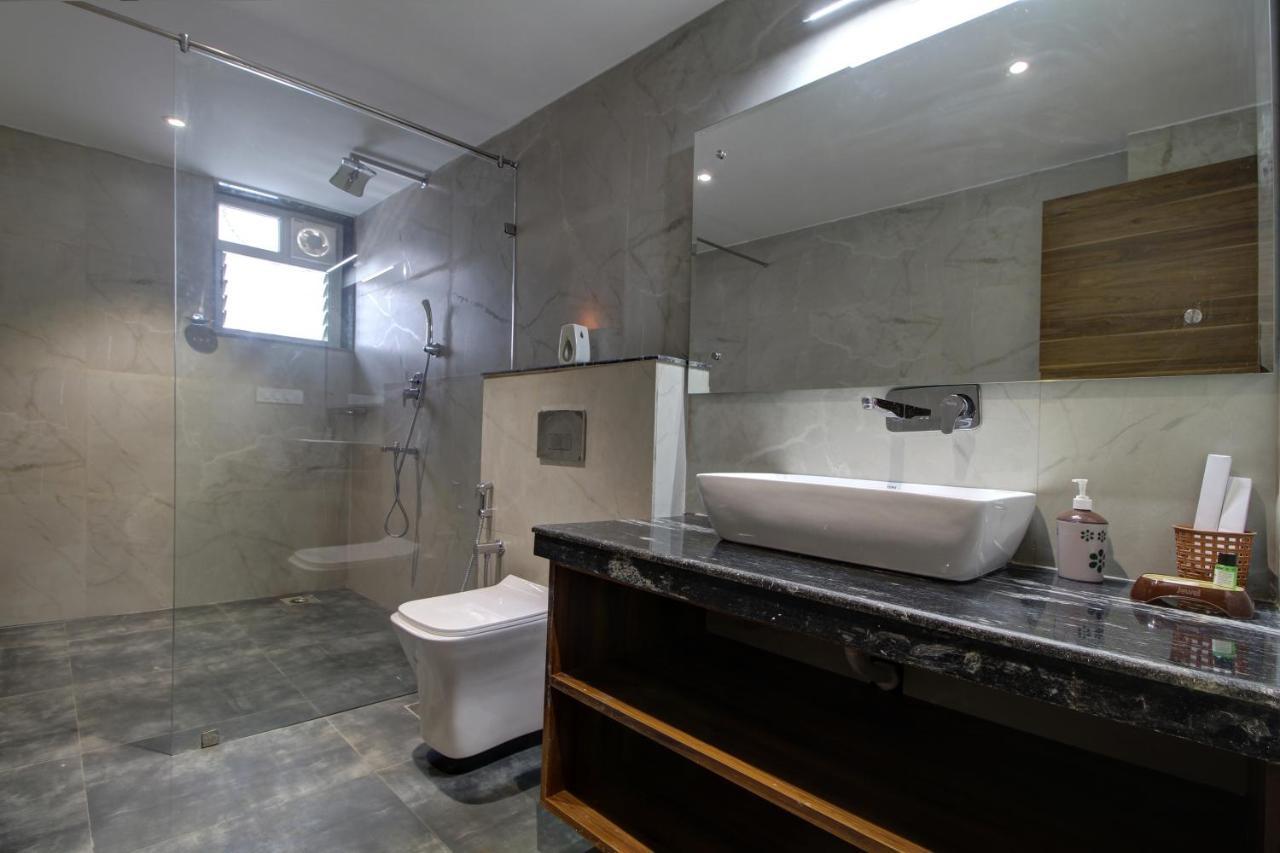 Euphoria Luxury Villa - 5Bhk - Private Pool - Jacuzzi, バガ エクステリア 写真
