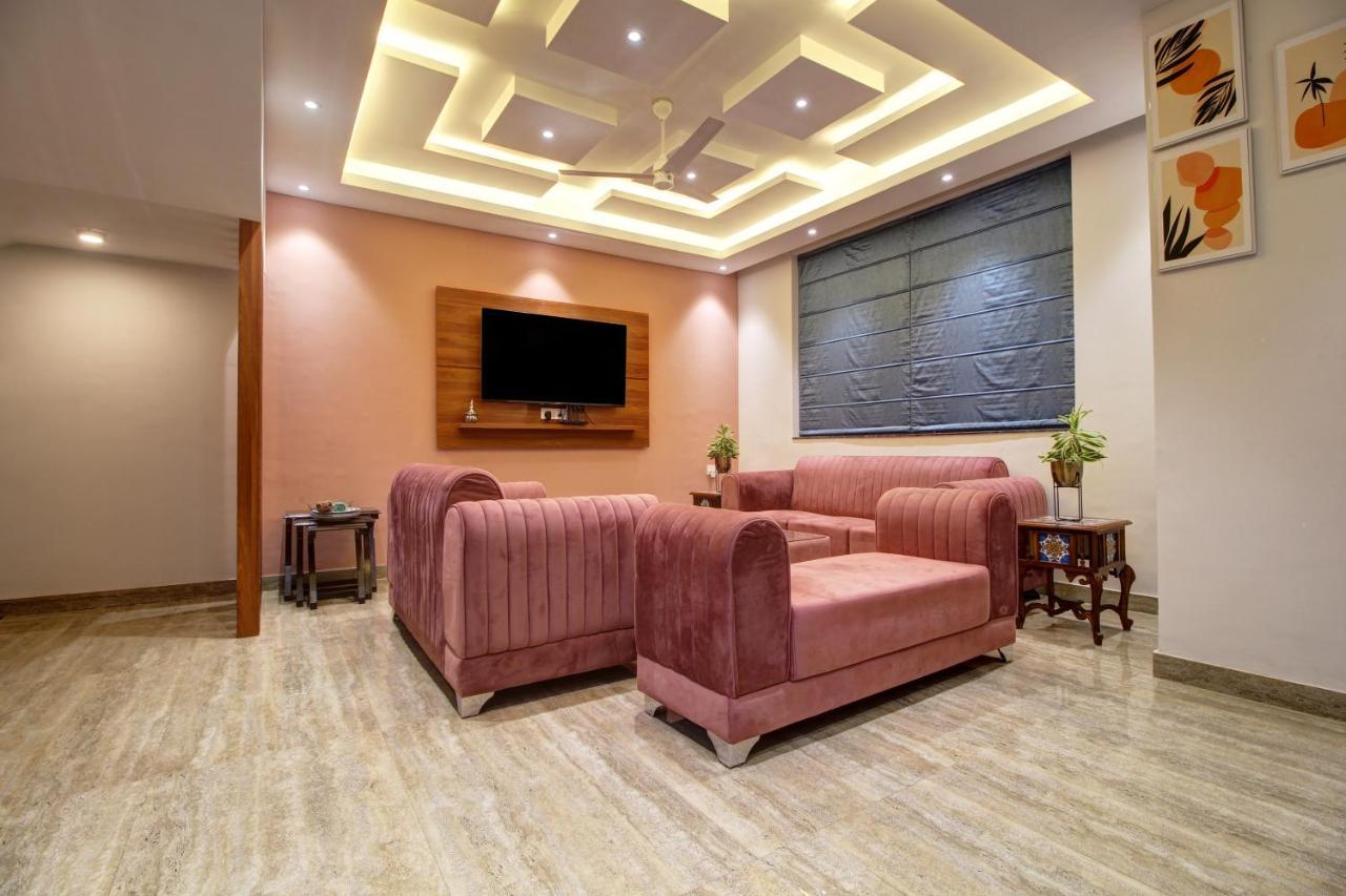 Euphoria Luxury Villa - 5Bhk - Private Pool - Jacuzzi, バガ エクステリア 写真