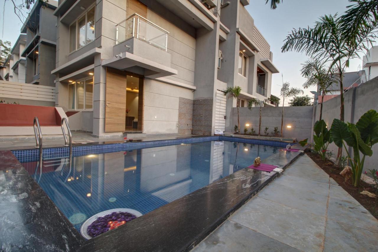 Euphoria Luxury Villa - 5Bhk - Private Pool - Jacuzzi, バガ エクステリア 写真
