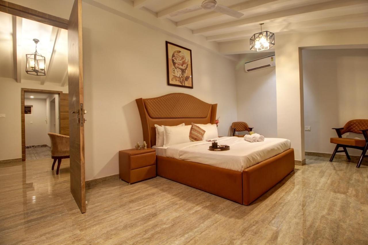 Euphoria Luxury Villa - 5Bhk - Private Pool - Jacuzzi, バガ エクステリア 写真