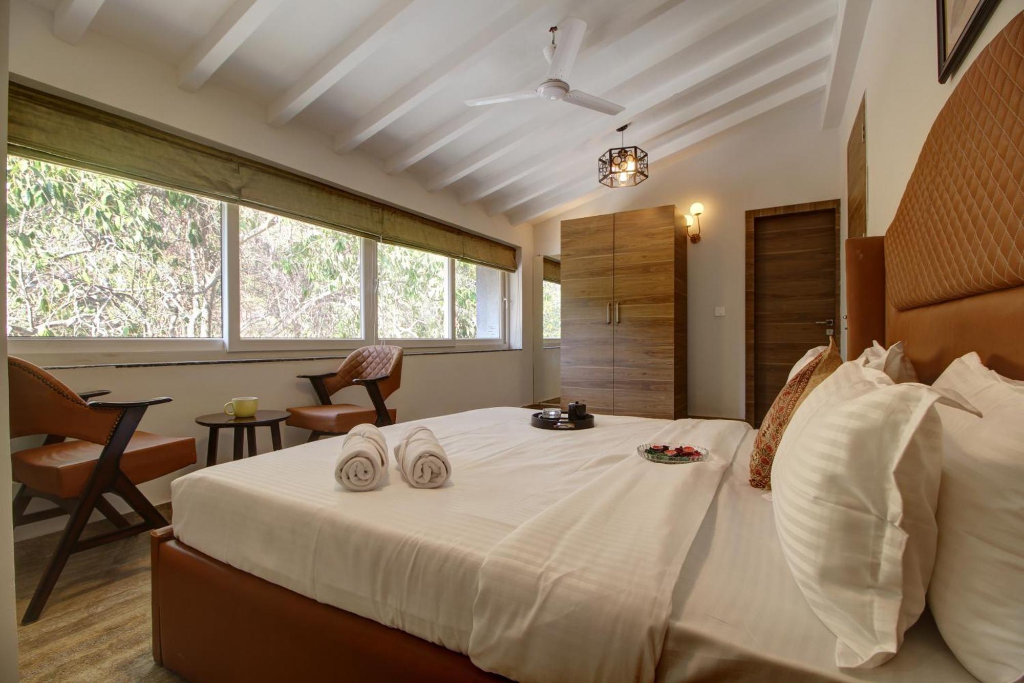 Euphoria Luxury Villa - 5Bhk - Private Pool - Jacuzzi, バガ エクステリア 写真